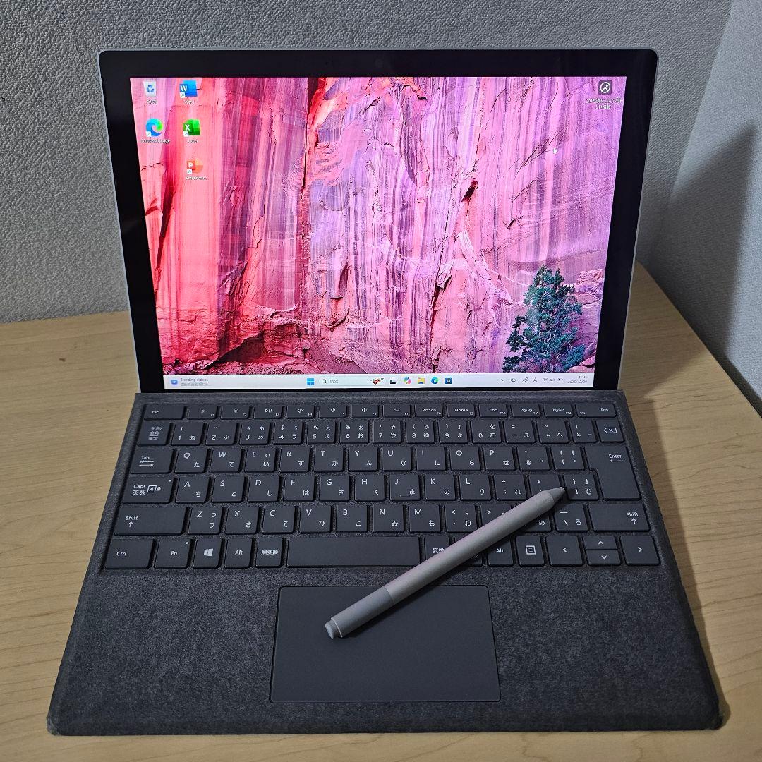 Surface Pro 7＋ プラス／Core i5 11世代／LTE内蔵