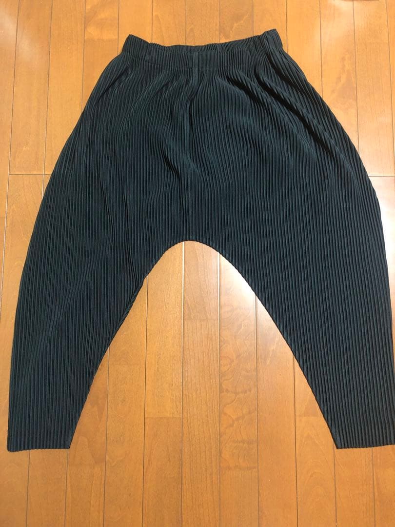 HOMME PLISSÉ イッセイミヤケ　サルエルパンツ black美品