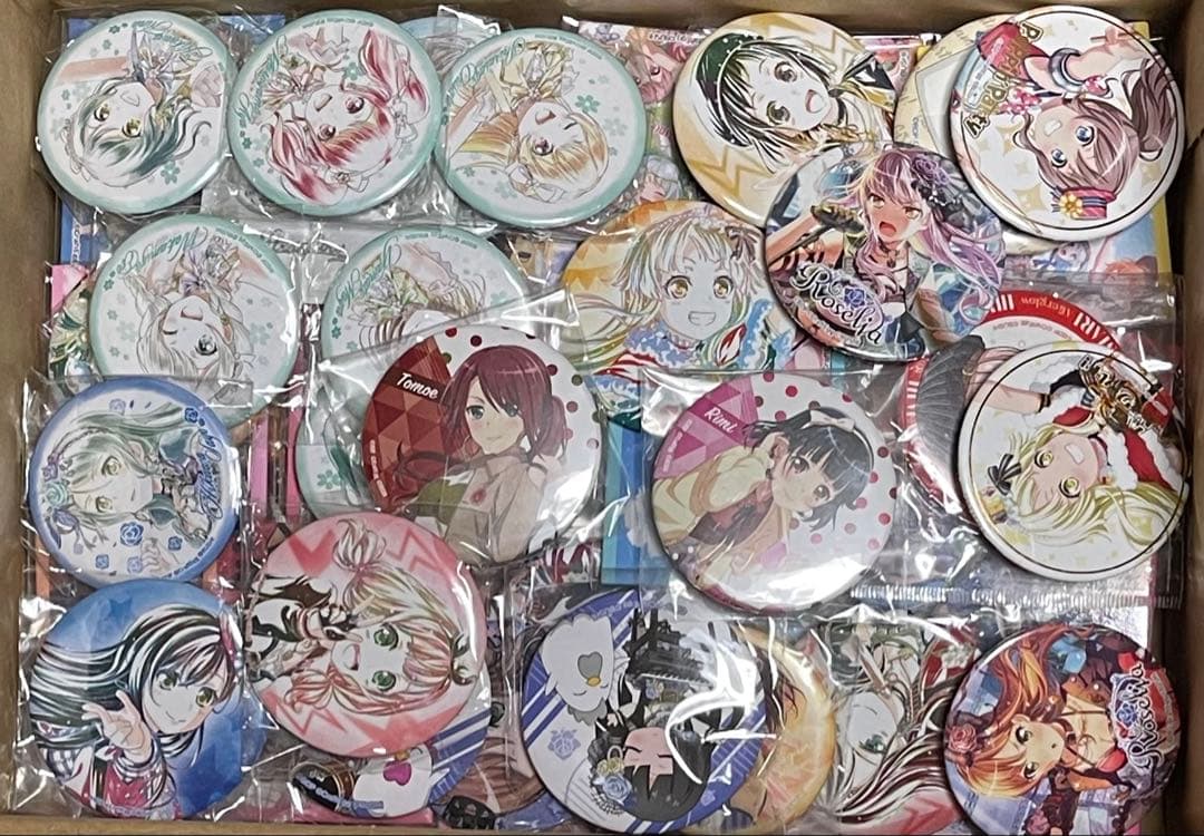 Bang dream! （バンドリ！） 缶バッジ　のみ　200個以上　一箱限定