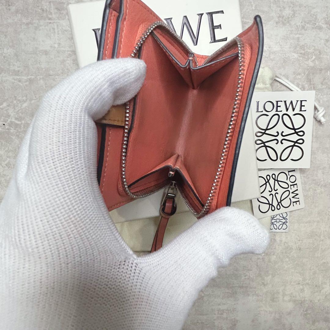 美品✨LOEWE アナグラム 二つ折り財布 ベージュ