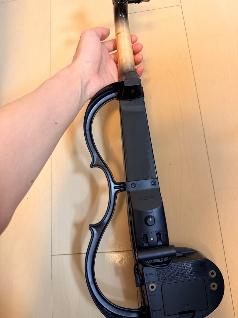 バイオリン 本体 ケース付き Yamaha sv-110 サイレントバイオリン