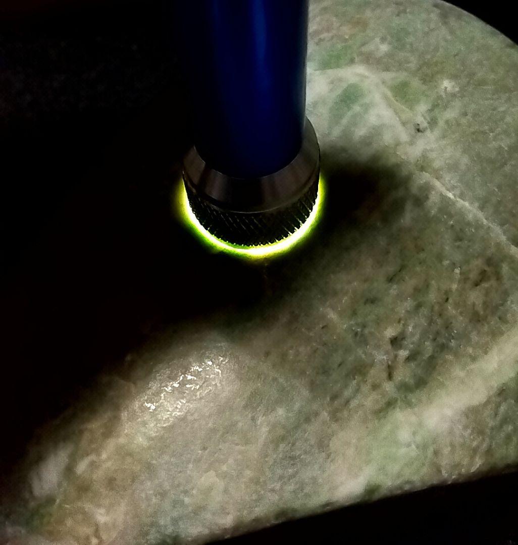 ★翡翠原石★糸魚川硬玉【大所川・転石・磨き0.6kg】