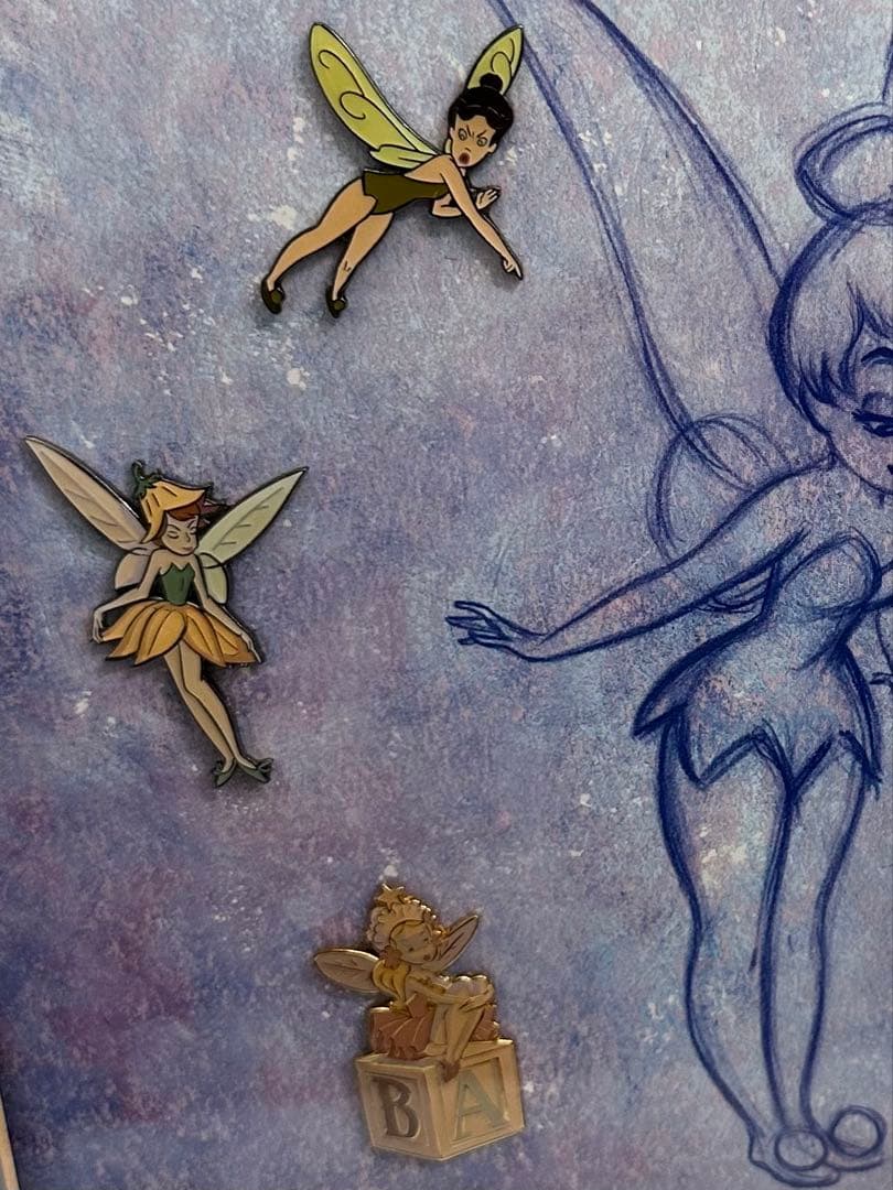 ティンカーベルピンバッチTinker Bellディズニーギャラリー2500限定