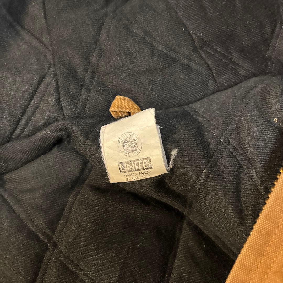 Carhartt アクティブジャケット　ブラウン