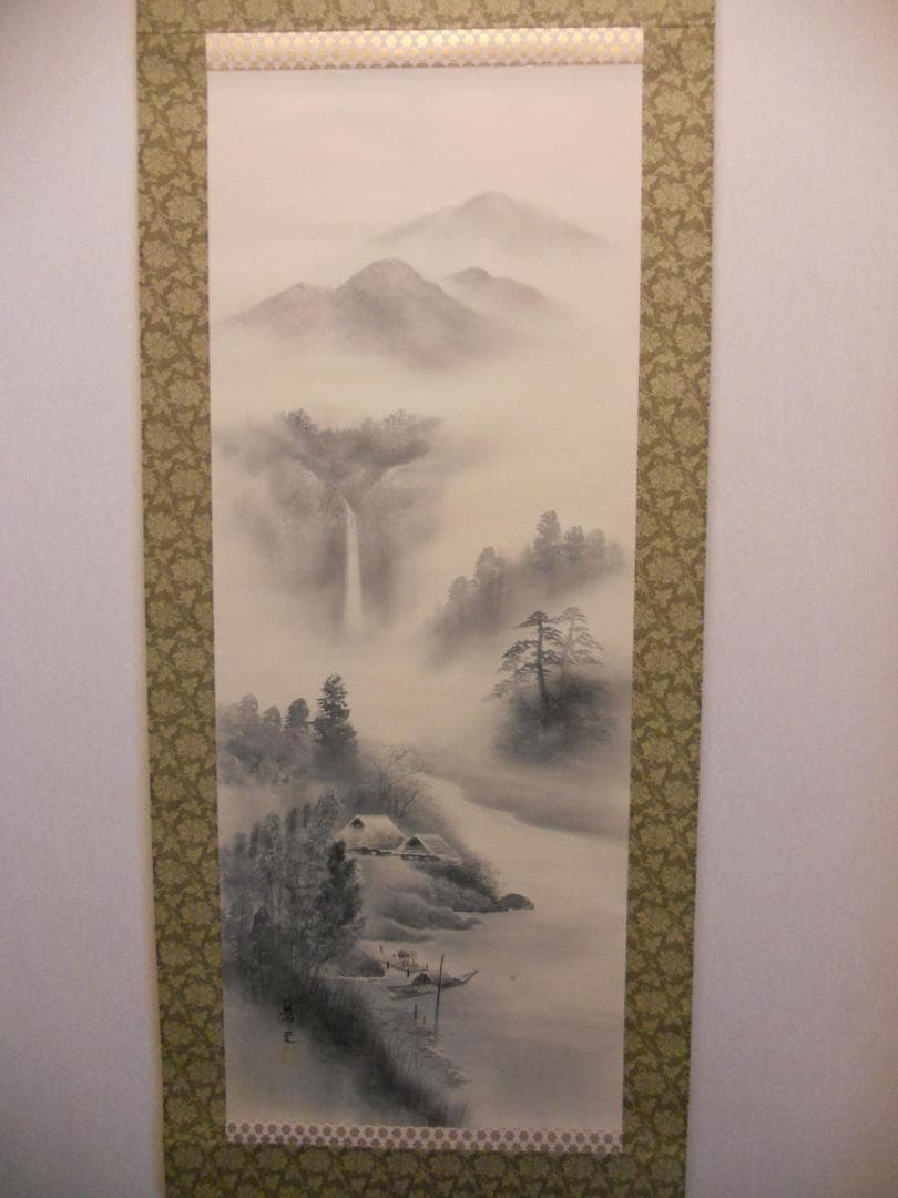 掛け軸 景元 水墨山水 絹本 希少 軸装 茶道具 掛軸 美品 です。