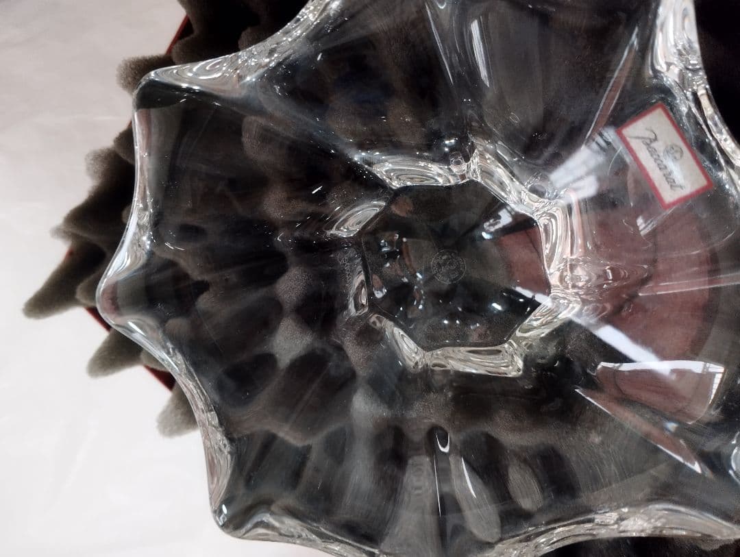 古い　Baccarat クリスタル　灰皿