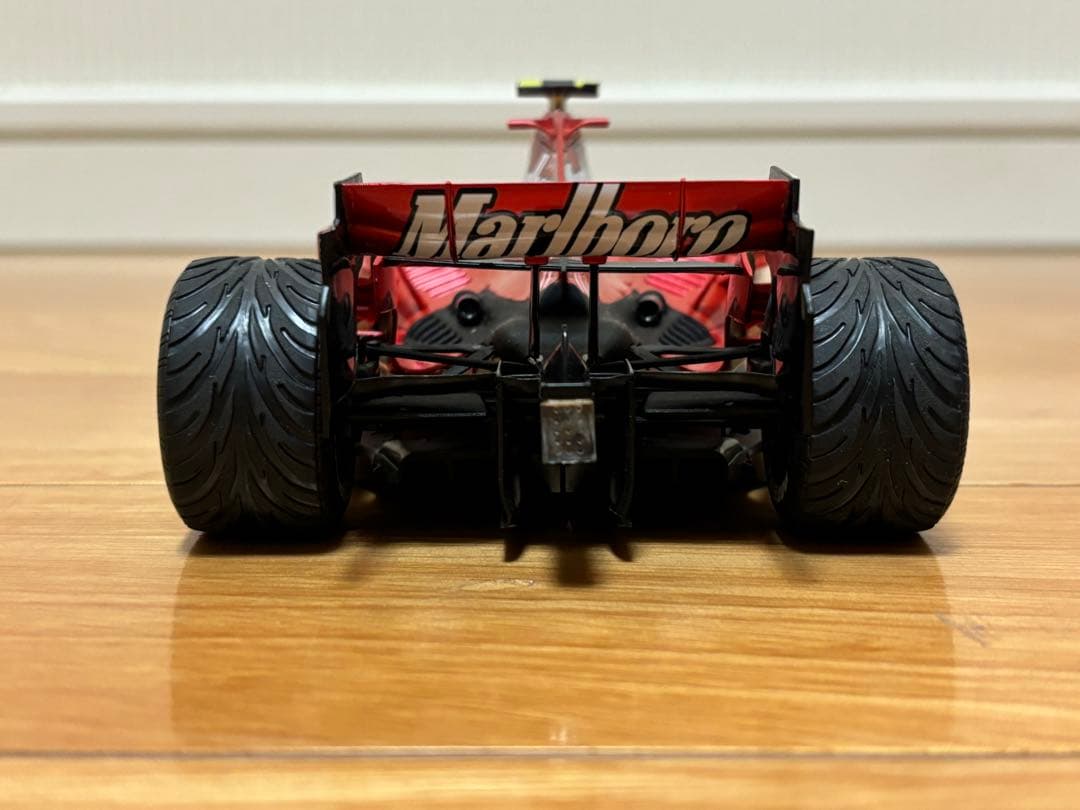 マテル 1/18 フェラーリ F1 200勝記念限定モデル F2007 中国GP