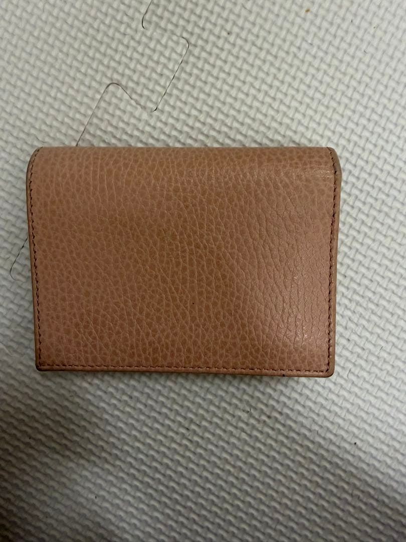 Gucci ピンク 二つ折り財布