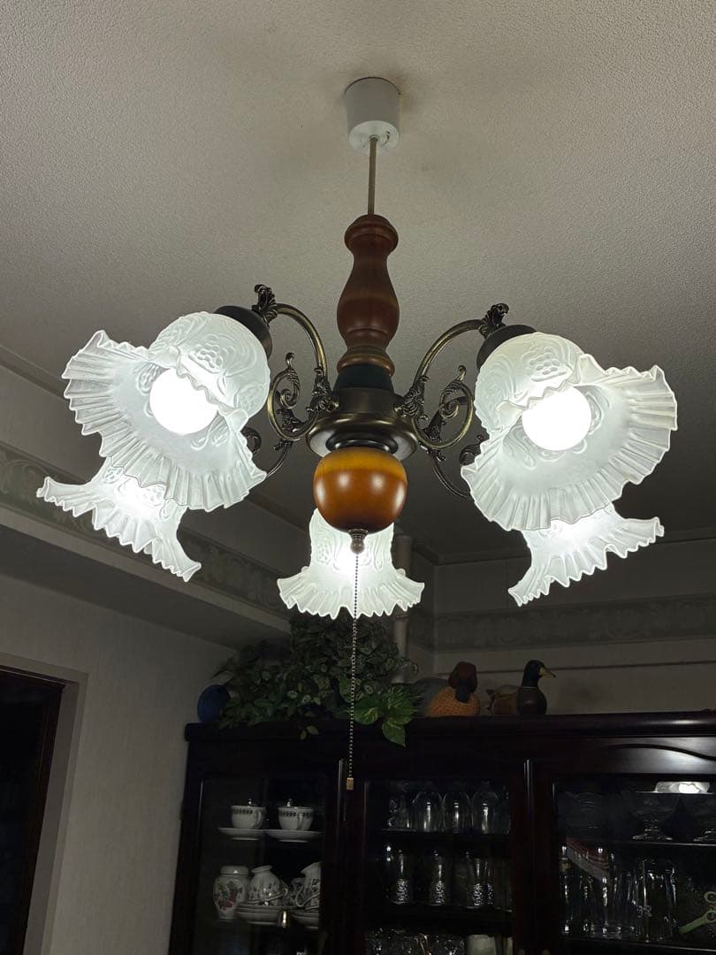 り*ん様 昭和レトロ　アンティーク　フリル付き　5灯　シャンデリア