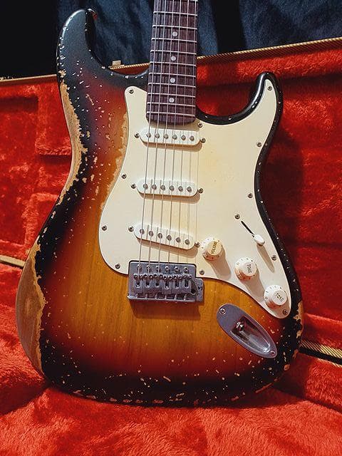 ★Custom HardRelic Sunburst Stratocaster★