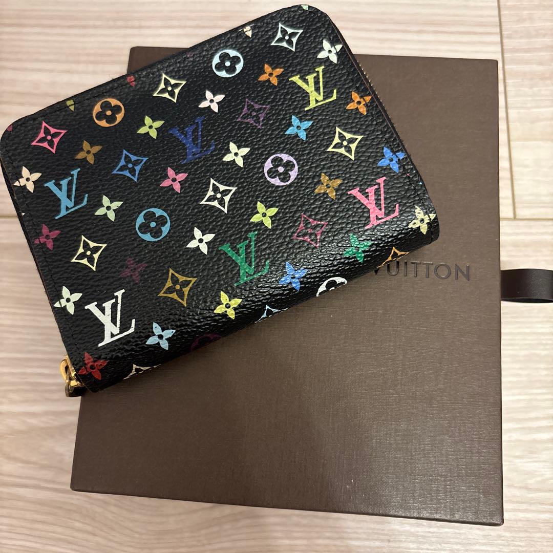 ルイヴィトン　マルチカラー小銭入れ