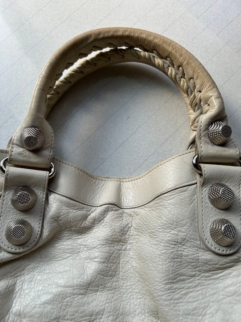 BALENCIAGAバレンシアガホワイトショルダーバッグ