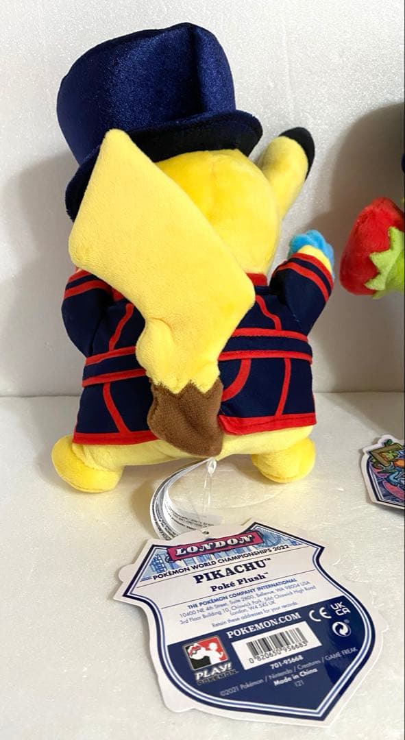 ポケモン大会ロンドン限定WCS2022ロズレイド・ピカチュウぬいぐるみ2点セット