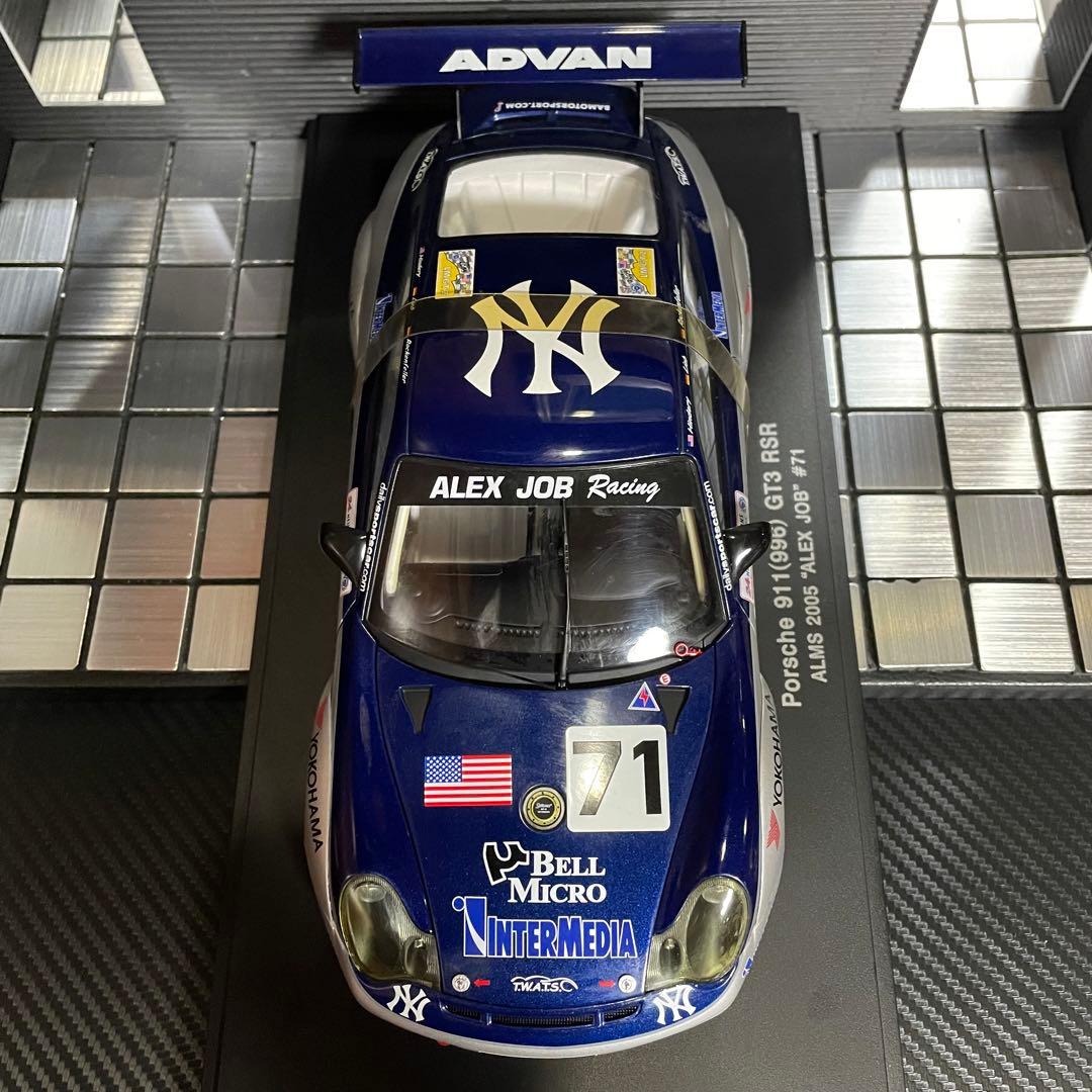 絶版未展示品 オートアート1/18ポルシェ911(996)GT3 RSR2005