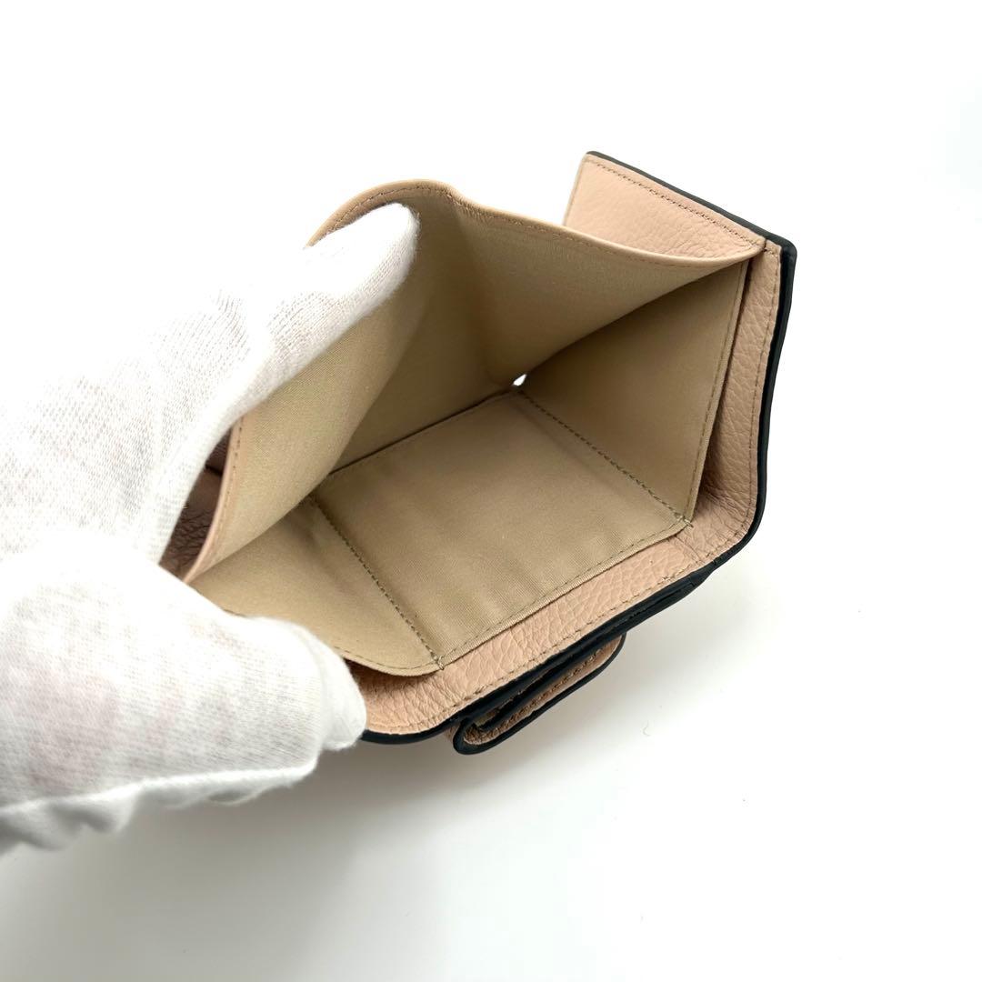 ✨極上美品・箱保存袋付き✨　クロエ　三つ折り　アルファベット　チャーム　レザー