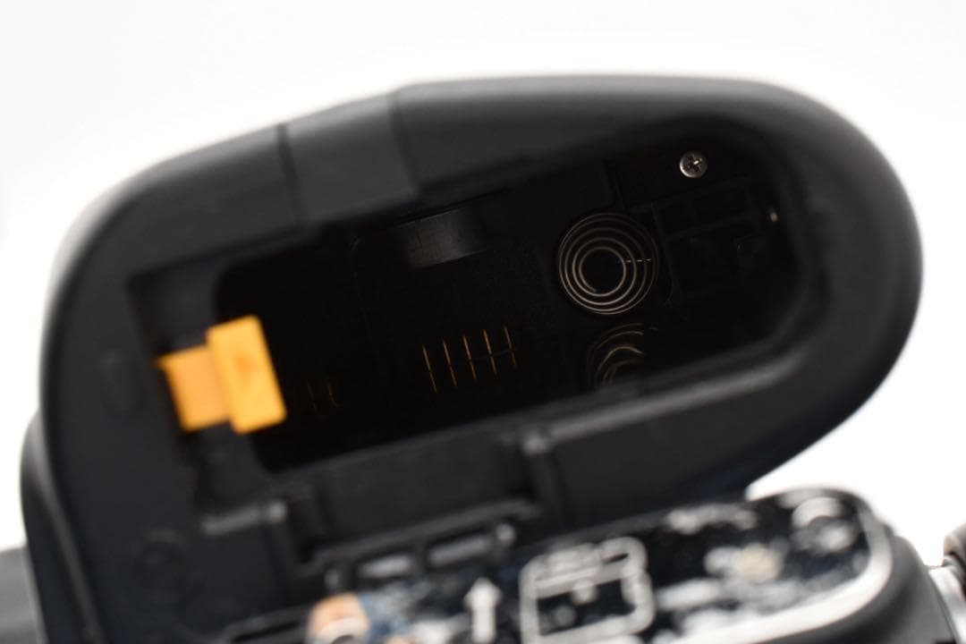 シ*ウ様 ✨ Nikon D5100✨画面が回転✨簡単操作✨スマホ転送✨初心者モ