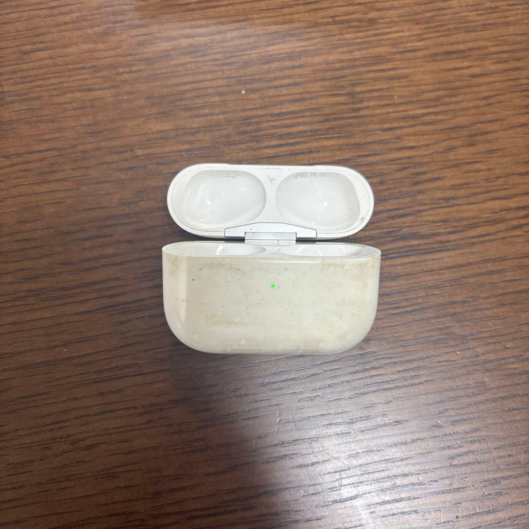 AirPods Pro 本体 ワイヤレス充電ケース付き