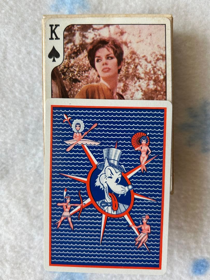 80年代未使用品VIVE LES GIRLS トランプ