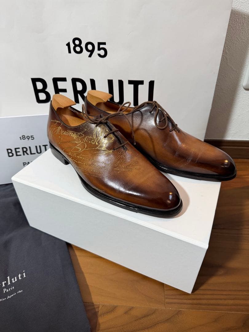 定価35万ベルルッティ アレッサンドロカリグラフィーレザーシューズ ゴールデン