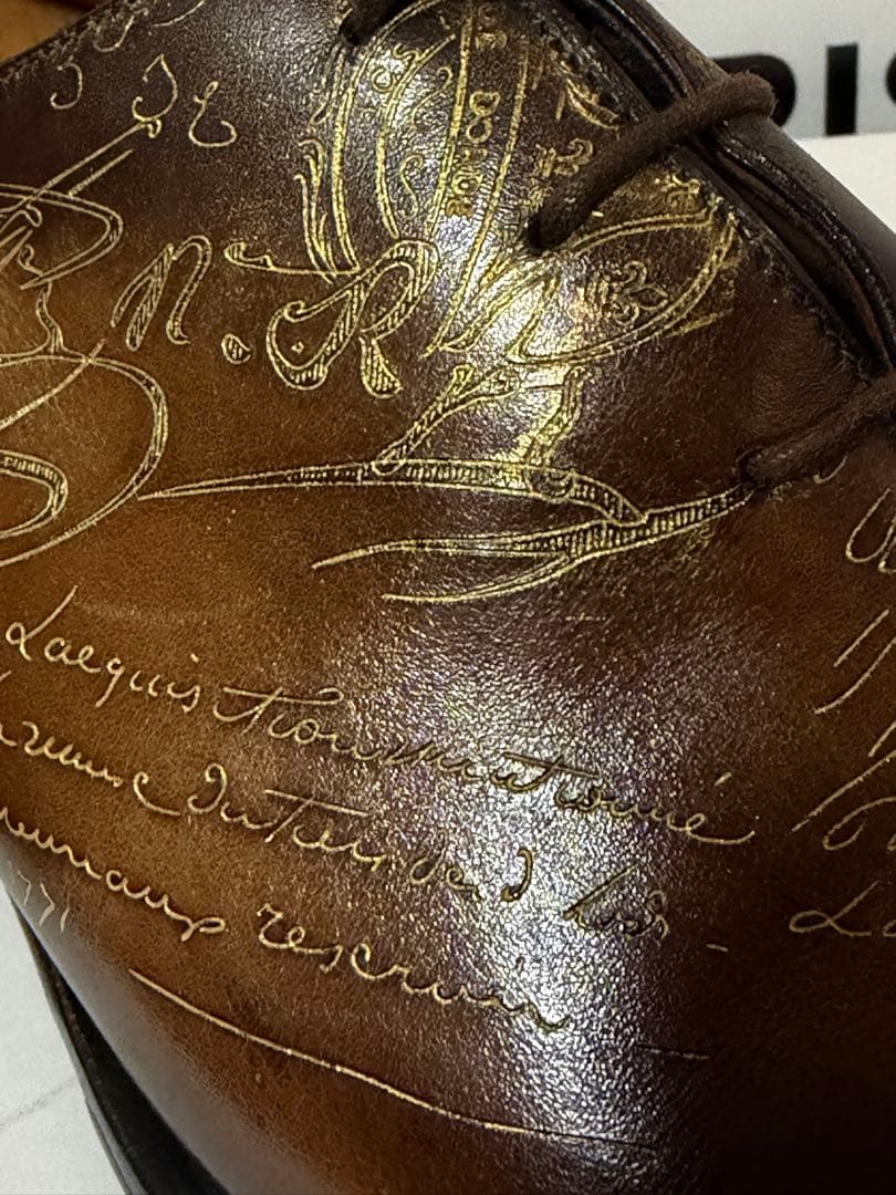 定価35万ベルルッティ アレッサンドロカリグラフィーレザーシューズ ゴールデン
