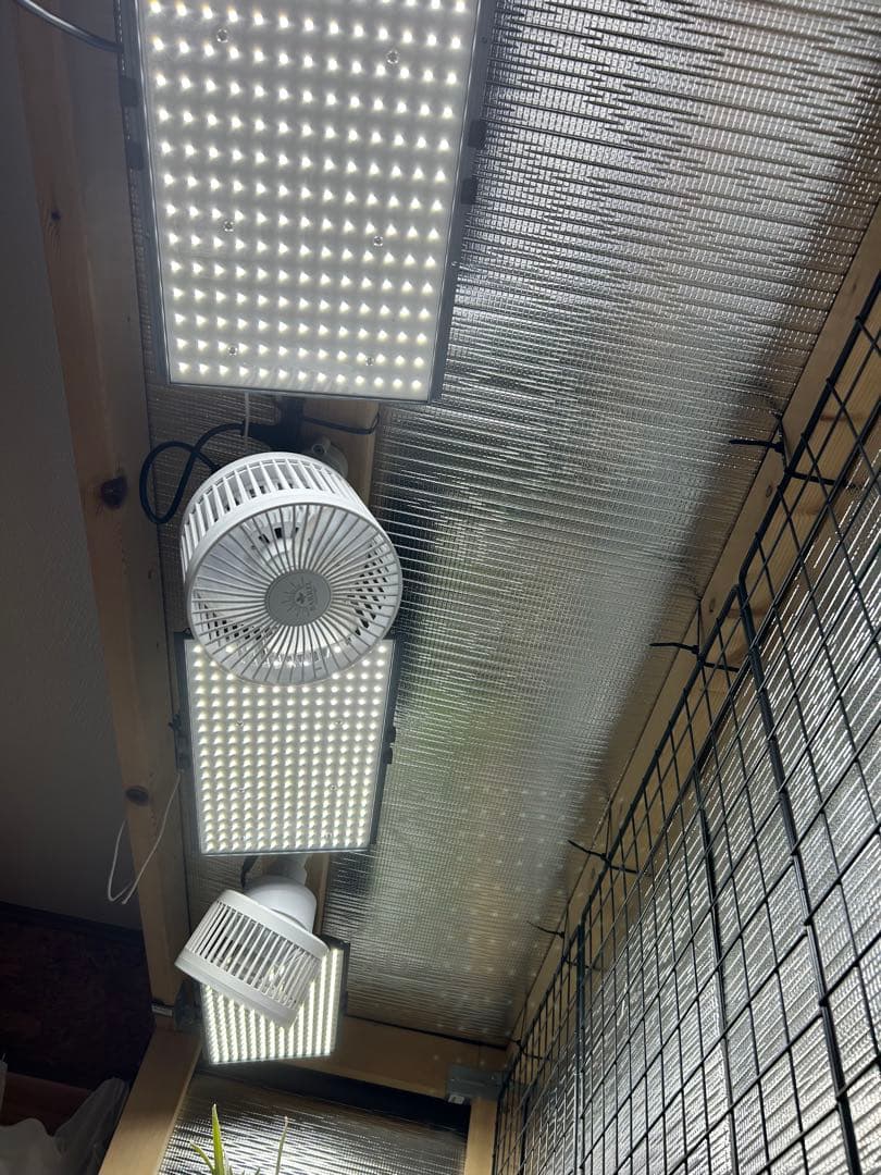 蛍光灯・電球 Helios Green LED PRO HGP-303