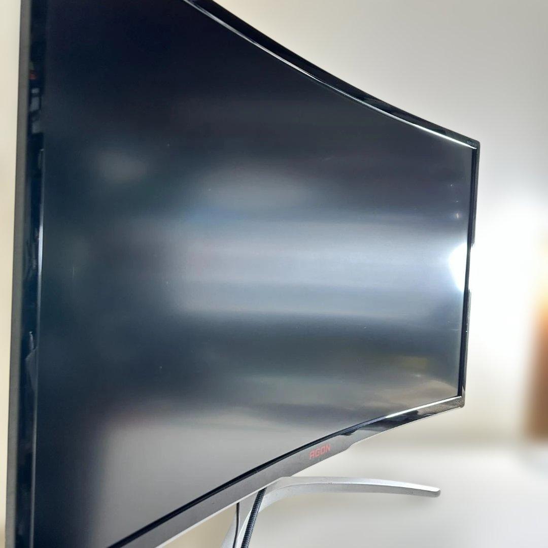 144Hz 31.5インチ ゲーミングモニター