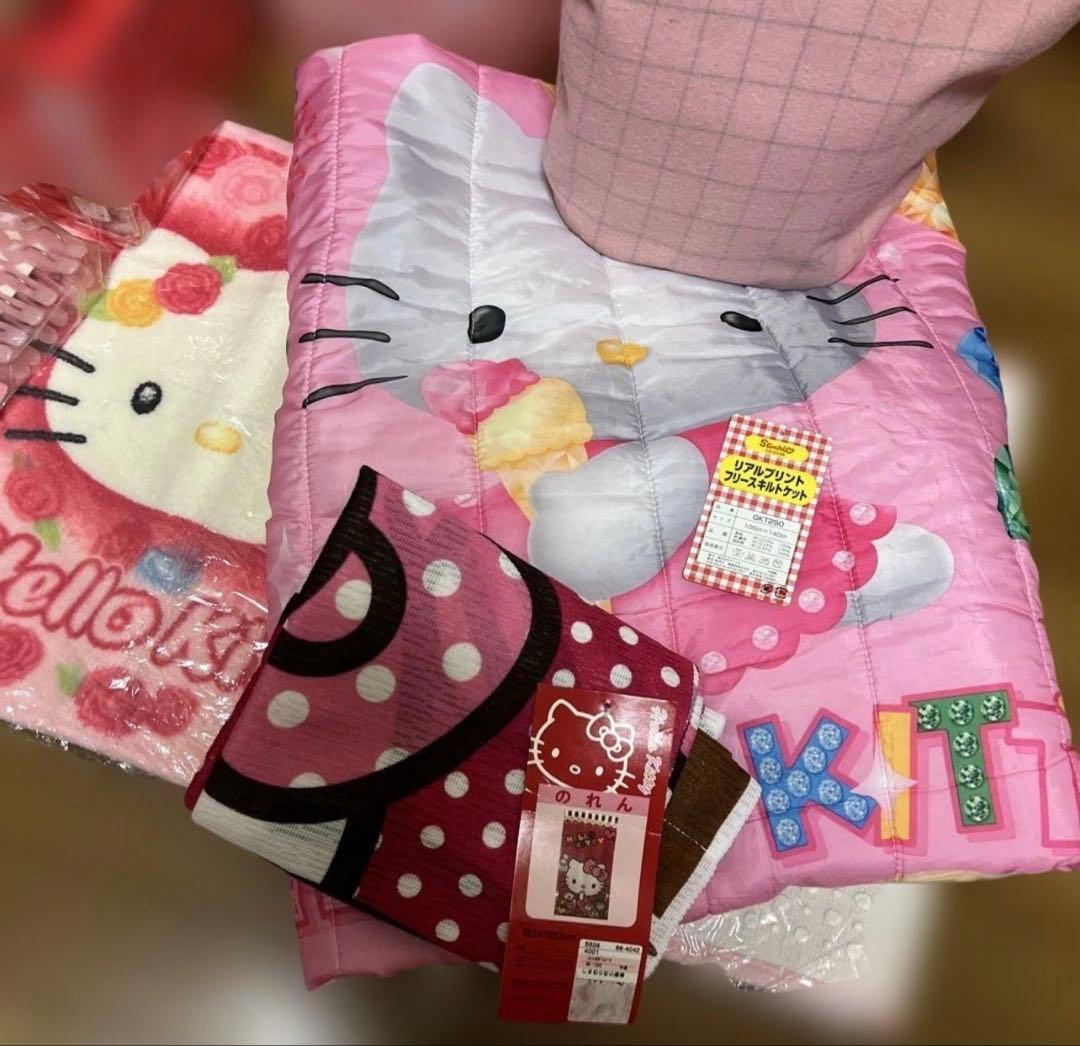 サンリオハローキティ ⭐︎お部屋明るくなってウキウキ❣️グッズアイテム⭐︎ピンク14点