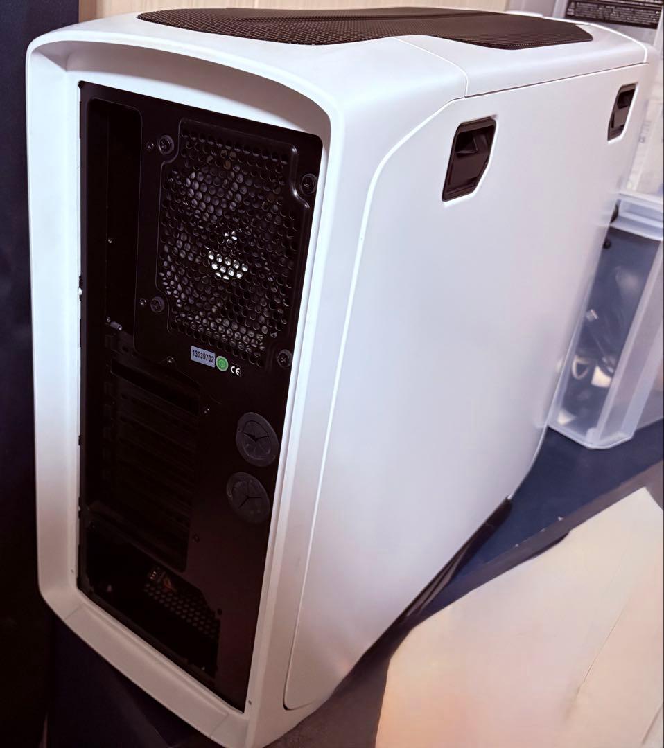 PCケース(自作PC用) Corsair Graphite Series600 TCC600TWM-WHT