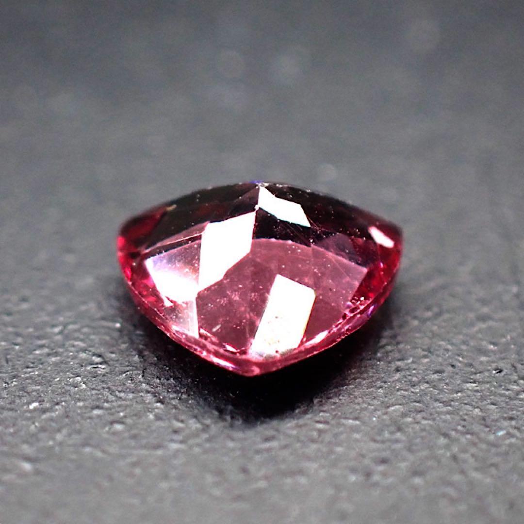 【タンザニア産】マラヤガーネット