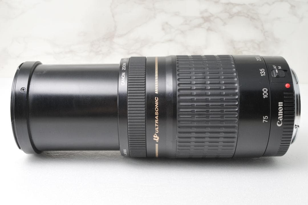 超望遠レンズ⭐️Canon EF 75-300mm F4-5.6 USM