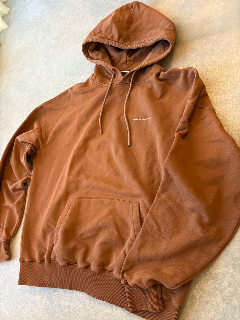 ドロールドムッシュNOT FROM PARIS MADAME フーディ