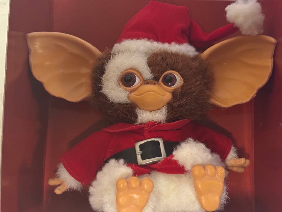 グレムリン　ギズモ　サンタコスチューム フィギュア