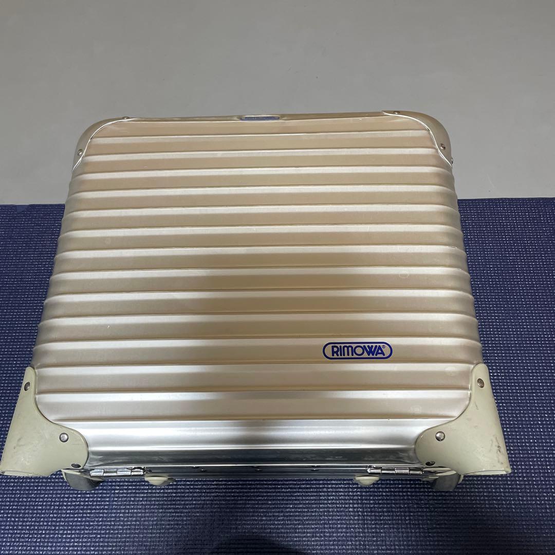 RIMOWA シルバー キャリーケース　2輪