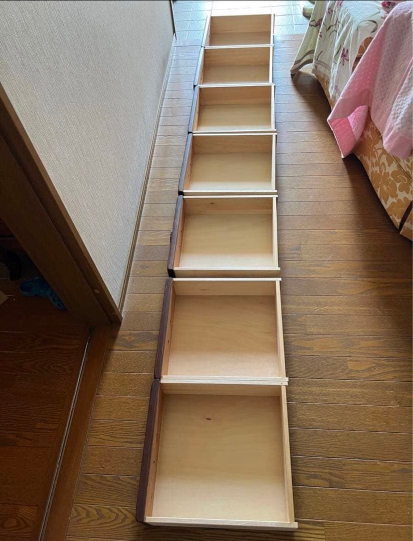 無垢材　飛弾家具　チェスト　花台　60キロ前後　カリモク 家具お好きな　美品