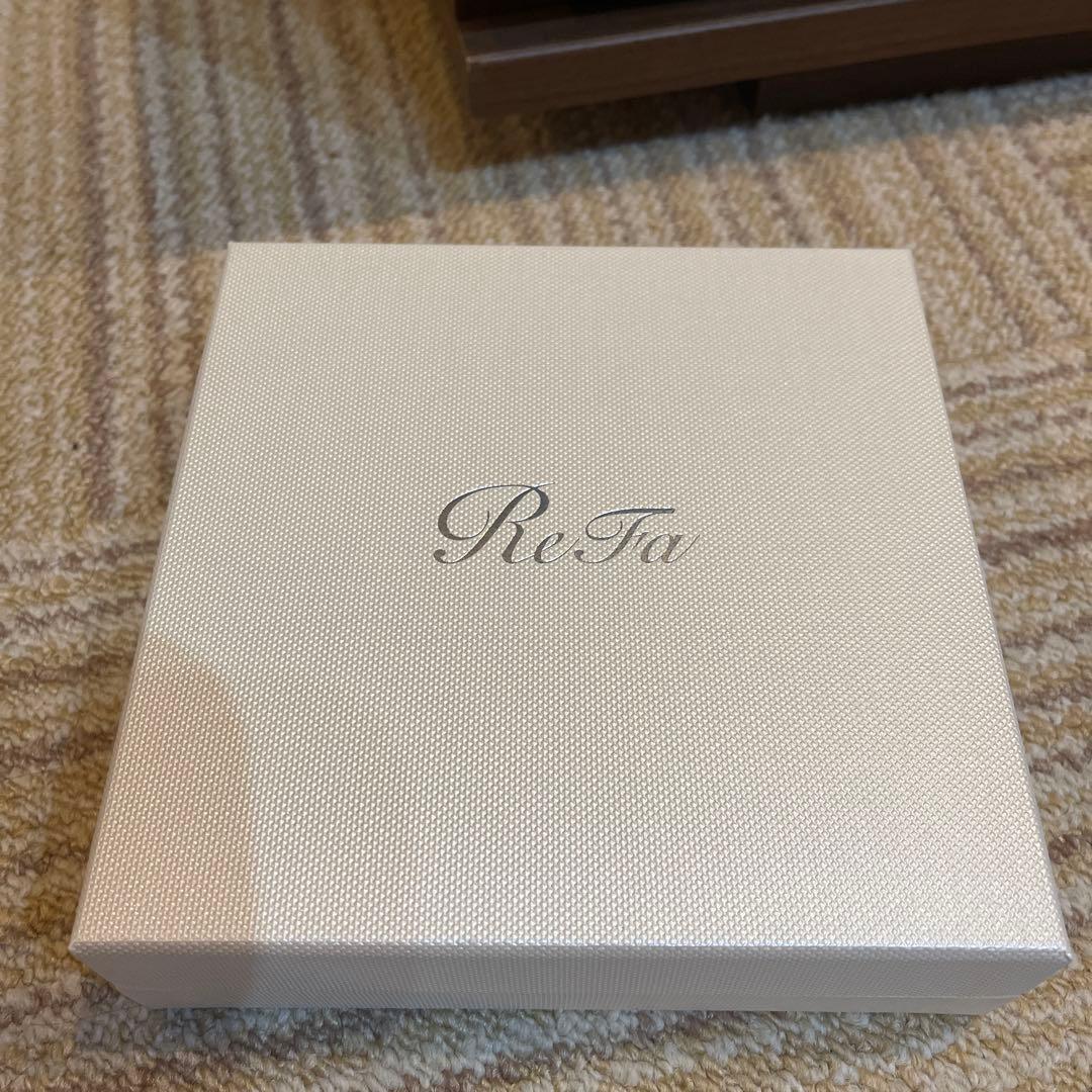 ReFa 美顔ローラー シルバー 専用ケース付き