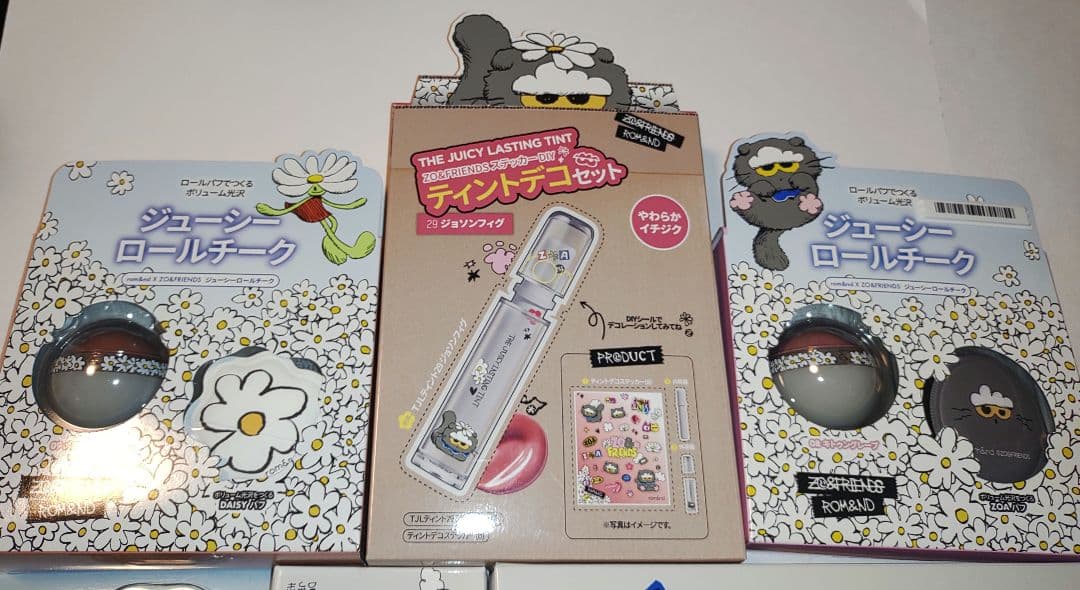 Rom&nd ZO&FRIENDS ZOA　ポーチ　スカーフ　ティント　キャップ