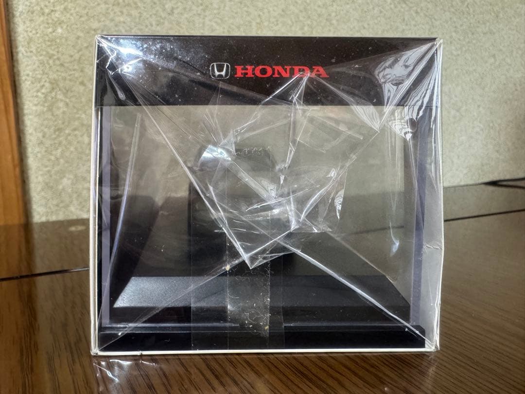 ホンダ HONDA ヴェゼル VEZEL ミニカー 1/43 サンドカーキ