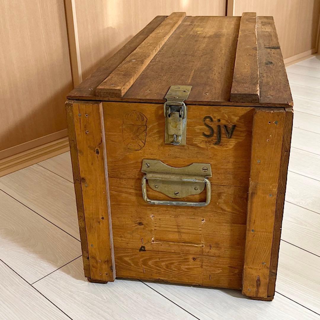スウェーデン軍　木箱　アンティーク
