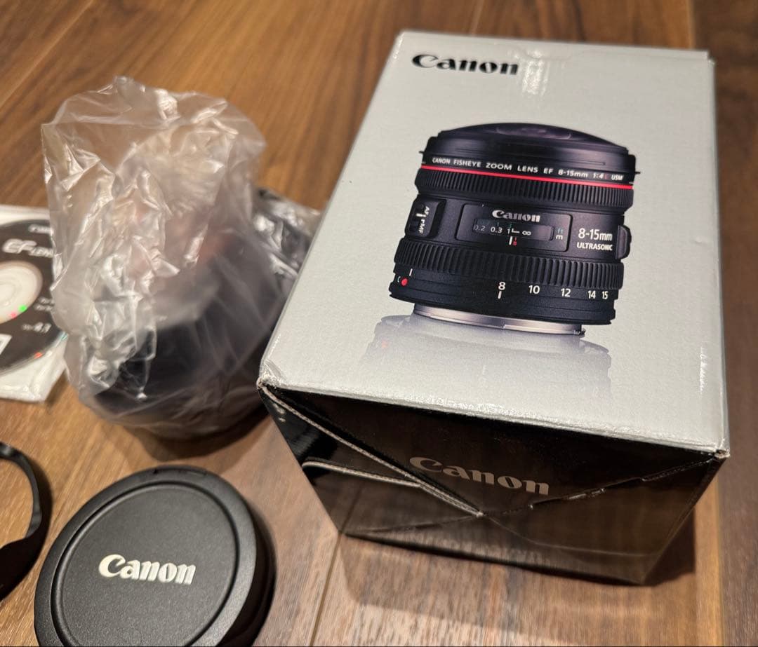 新品　Canon EF 8-15mm f/4L Fisheye USM