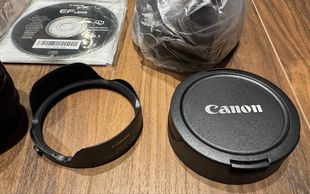 新品　Canon EF 8-15mm f/4L Fisheye USM