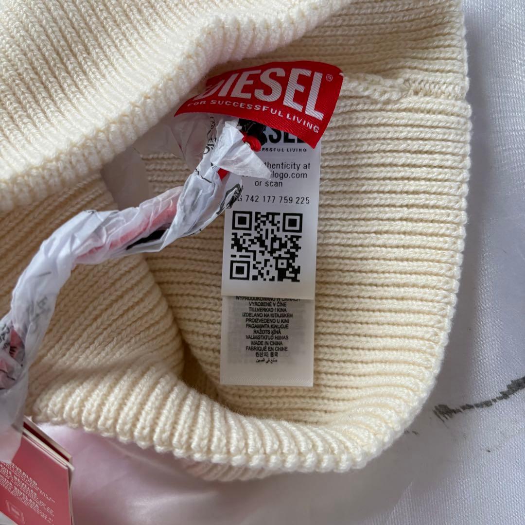 大人気 完売前に！DIESEL ニット帽　ビーニー ユニセックス