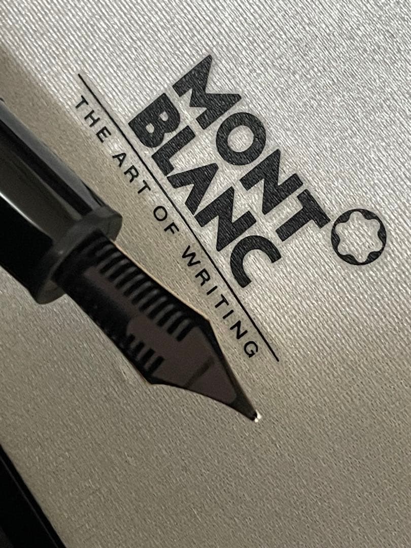 ◾️美品◾️モンブラン◾️146万年筆◾️マイスターシュテュック◾️化粧箱、サービスガイド