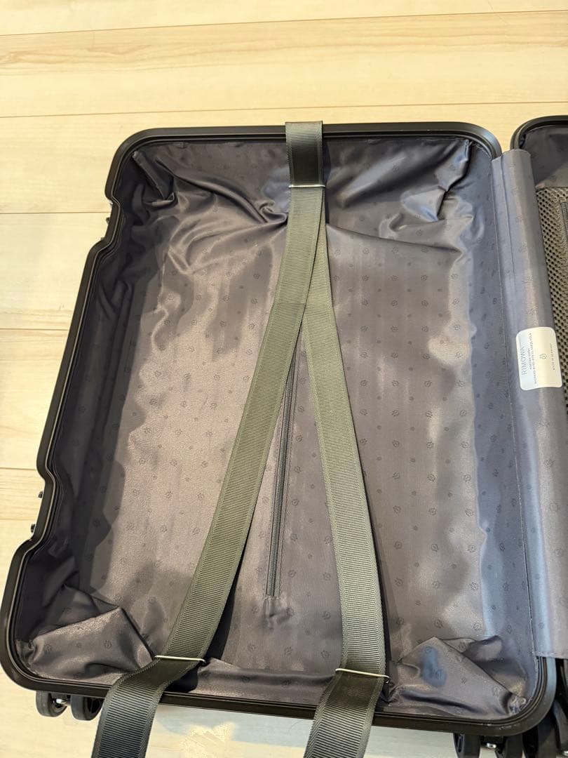 リモワ オリジナルキャビン S ブラック31L