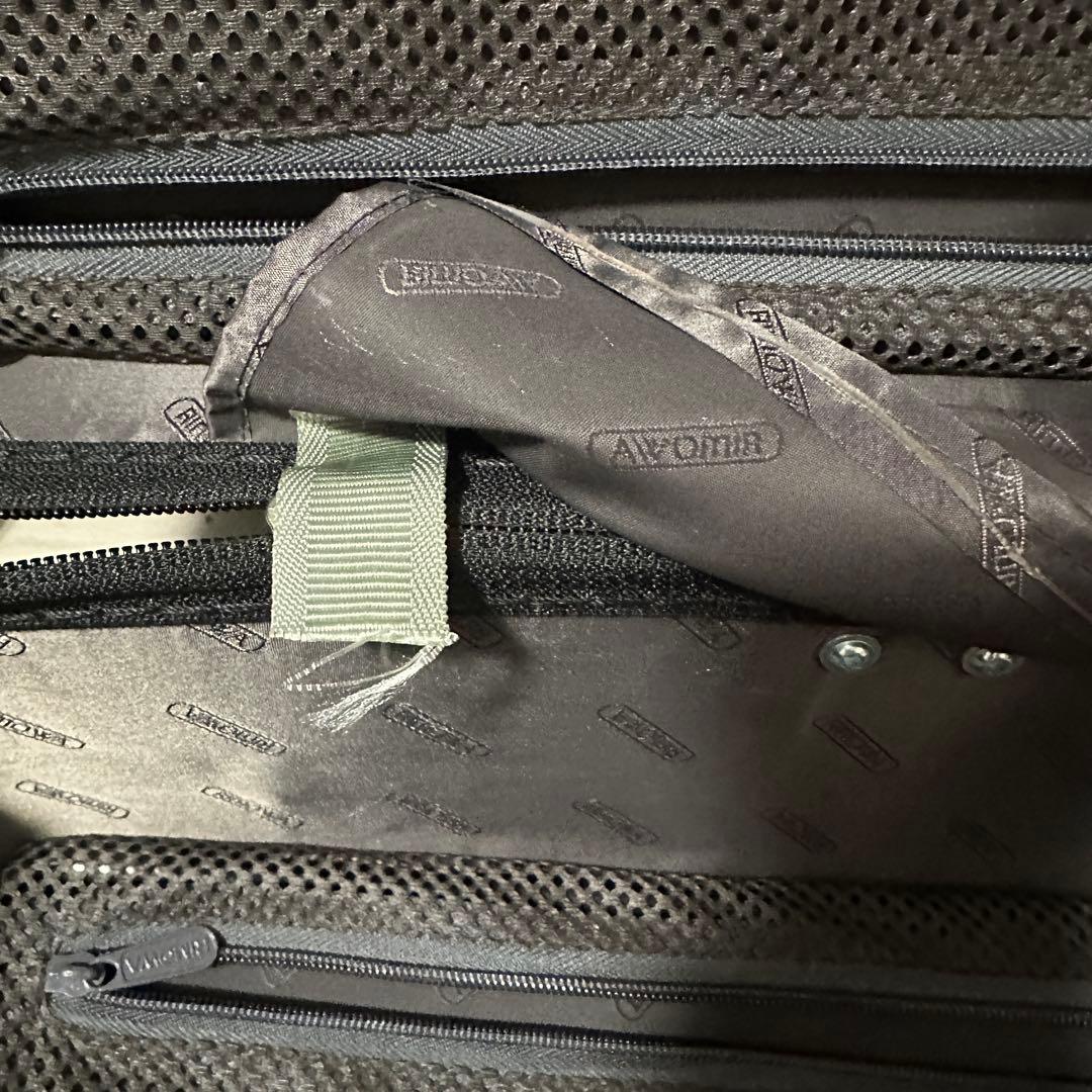 【RIMOWA】 SALSA DELUXE 104L 4輪 7泊〜