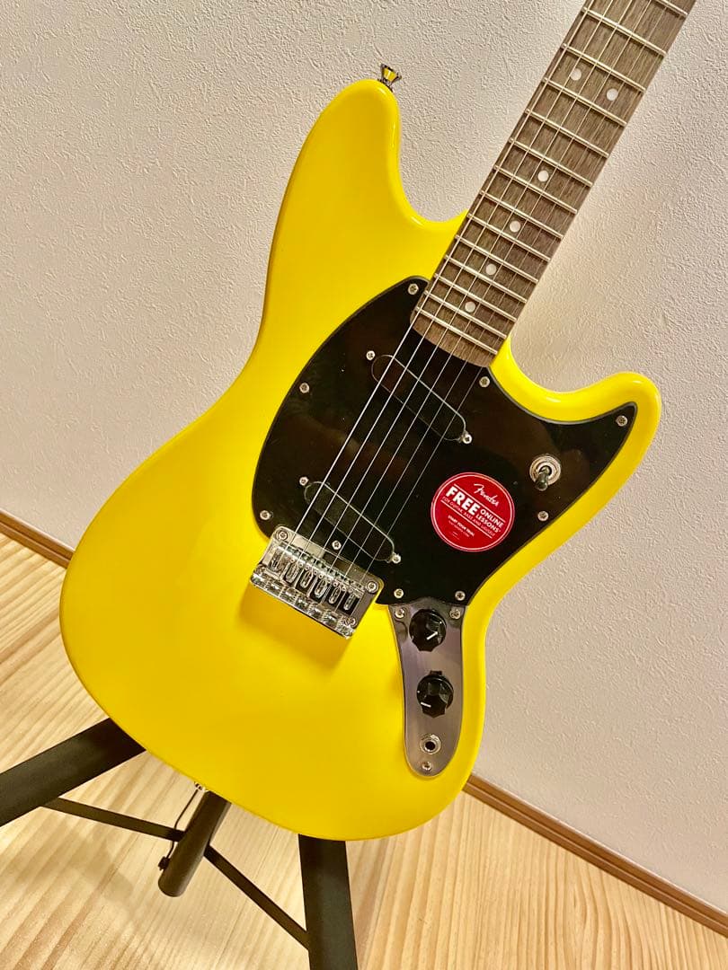 Squier ムスタング　ギター　美品　限定カラー