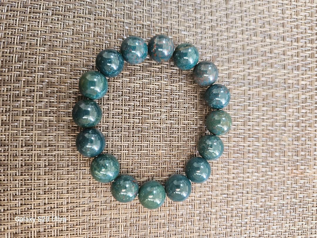 出雲瑪瑙１２mm１６石ブレスレット