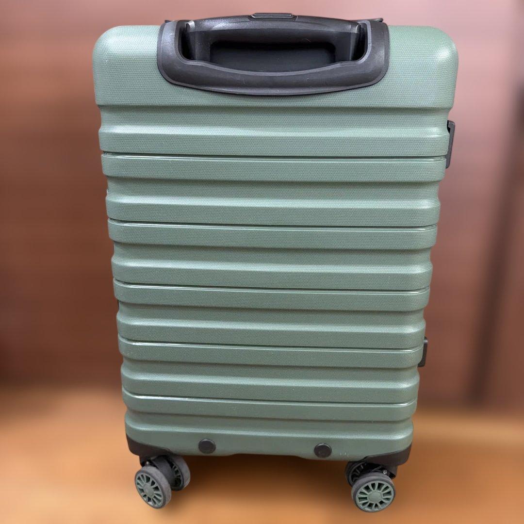 ⭐️pierre cardin グリーンキャリーカート定価23000位今年モデル