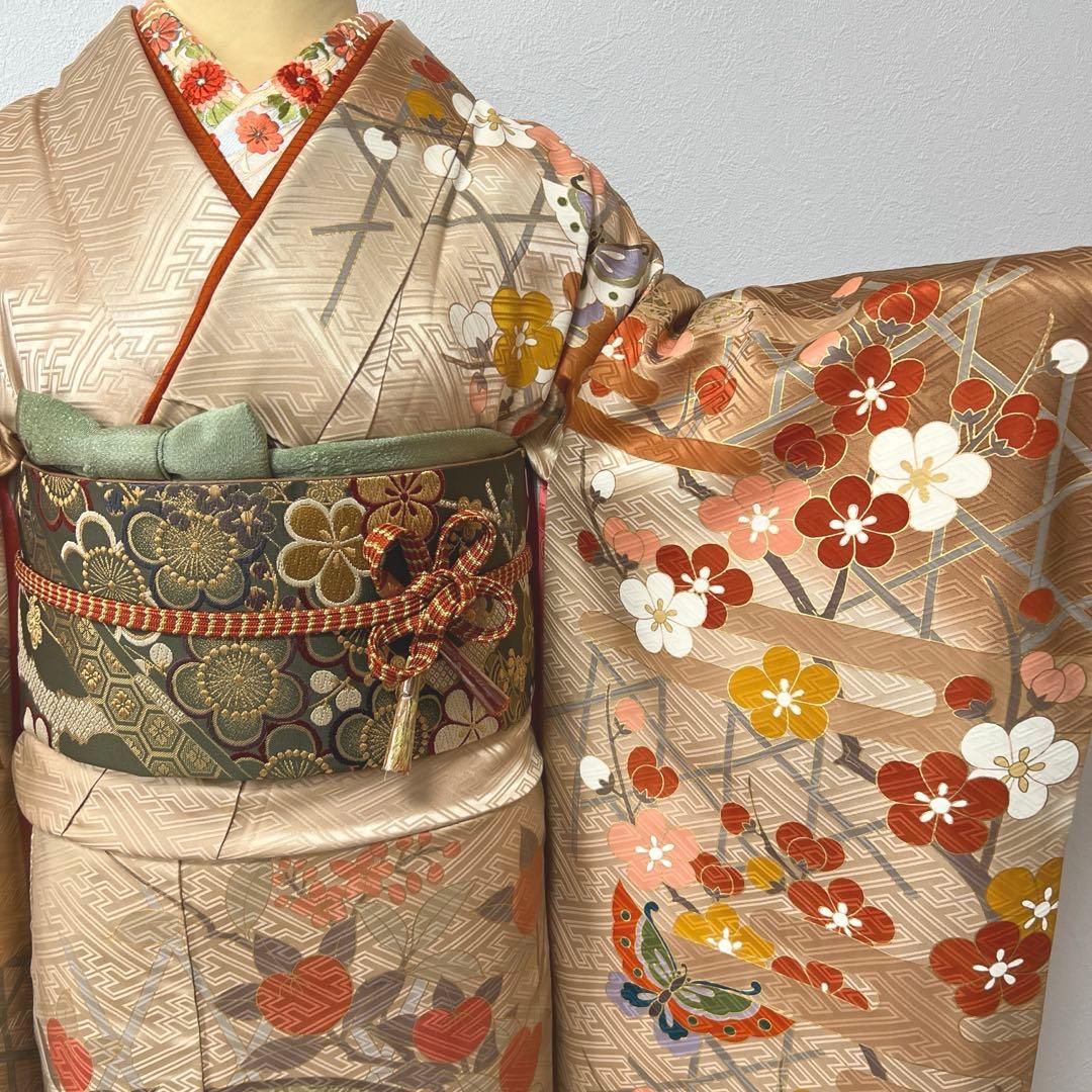370 振袖フルセット 正絹 ベージュ 茶 金彩 駒刺繍 暈し染め アースカラー