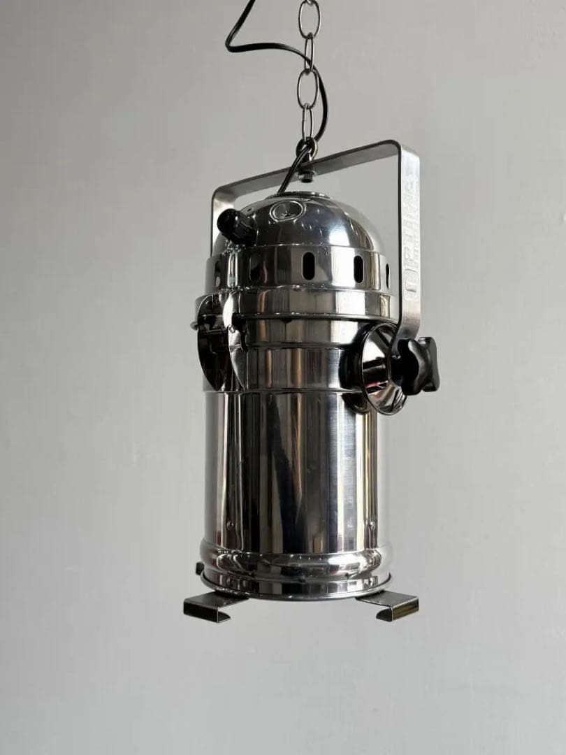 インダストリアルスポットライト