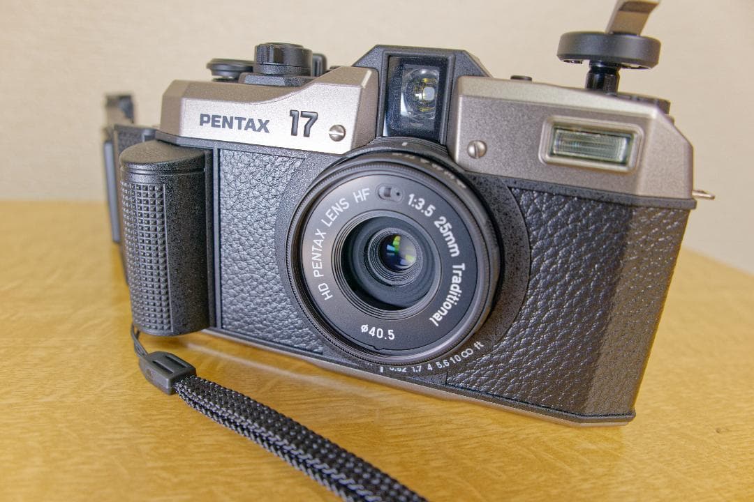 【美品】PENTAX17 フィルムカメラ おまけフィルム１本＆レンズフィルター付